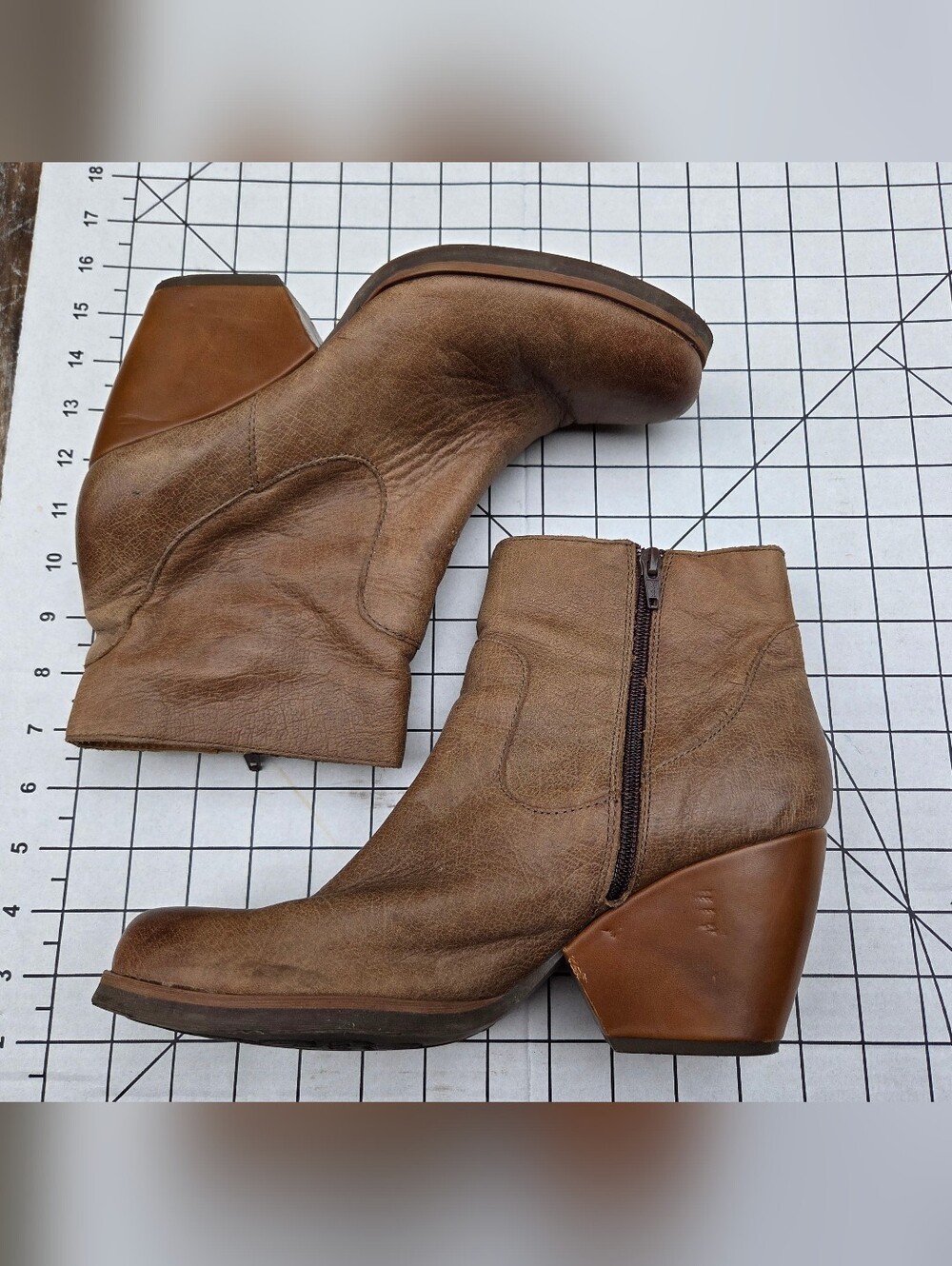 Kork Ease Booties Sz 10 Brown Clog